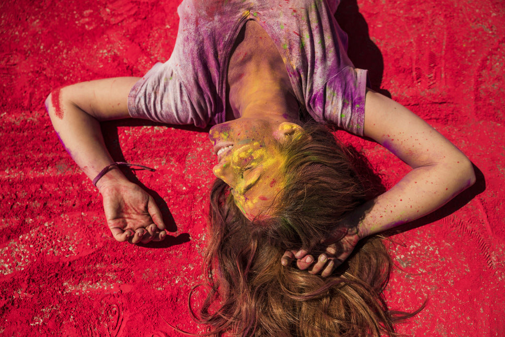Holi Skin Care Tips: Protect Your Skin and Hair From Colours